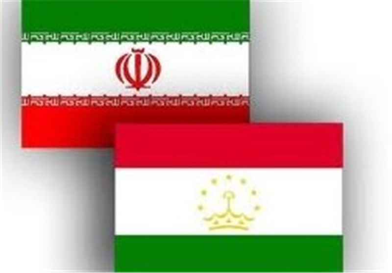 Иранская таджикская. Флаг Ирана и Таджикистана. Таджик и Иран флаг. Флаг Таджикистан Афганистан Иран. Иранский флаг и таджикский флаг.
